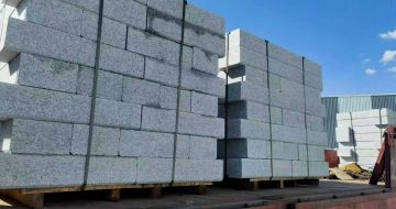 桂林 路沿石装车出货