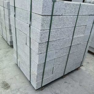 桂林 芙蓉白火烧两面路沿石