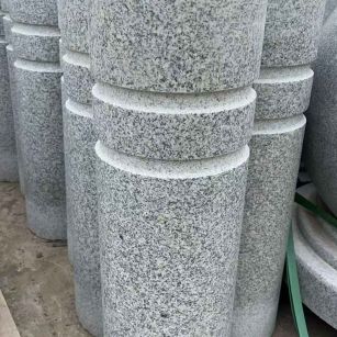 桂林 芝麻白花岗岩挡车柱、隔离柱多少钱