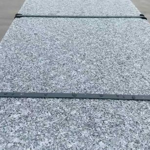 桂林 芝麻黑火烧面毛板，条板，半成品