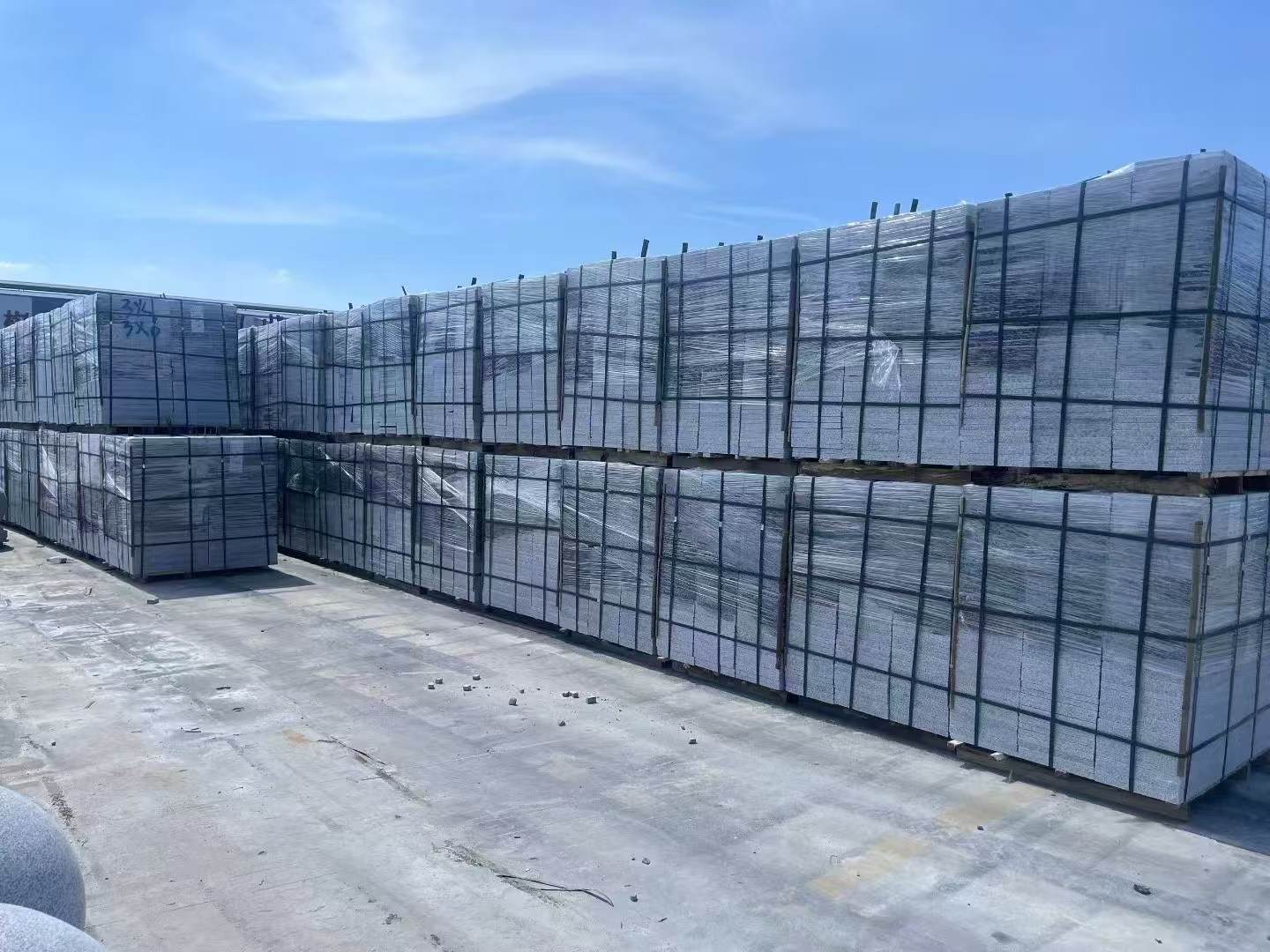 桂林 芝麻白火烧成品300*600地铺料，大量现货，物美价廉