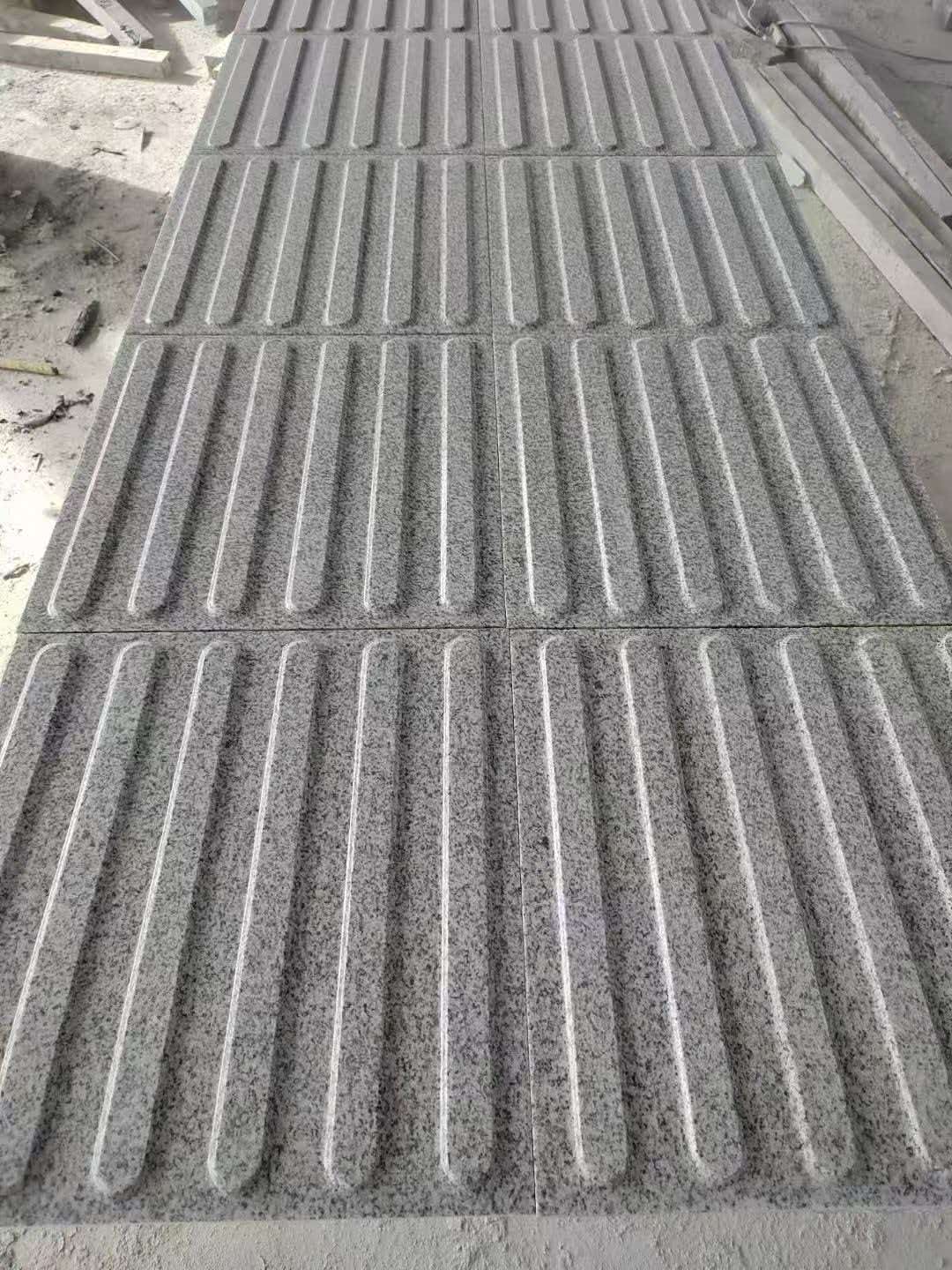桂林 芝麻白盲道