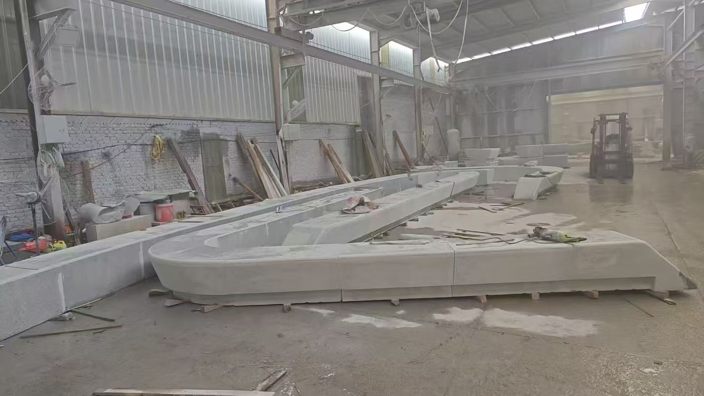 桂林 花岗岩整石坐凳拼装